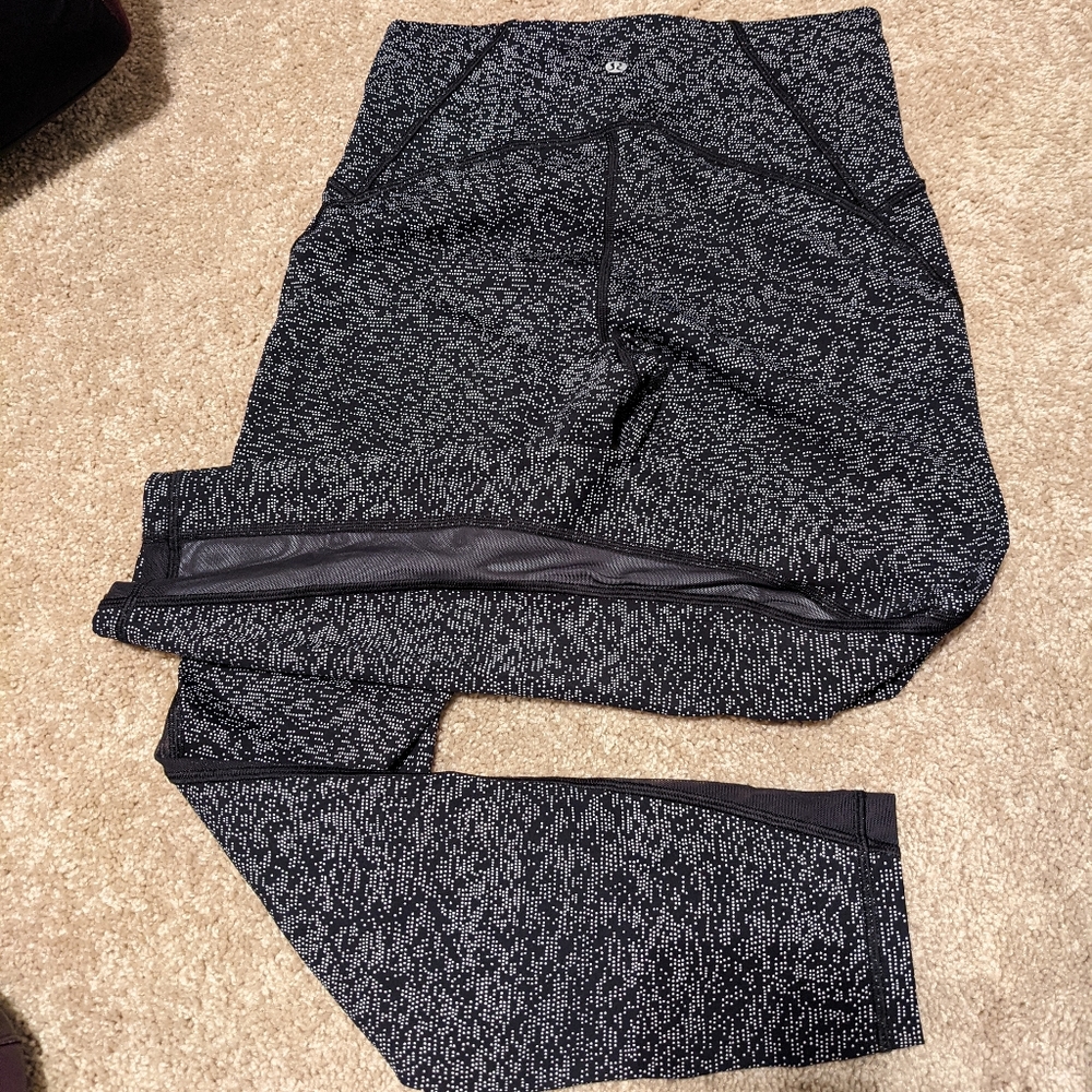 Speckled lululemon tights